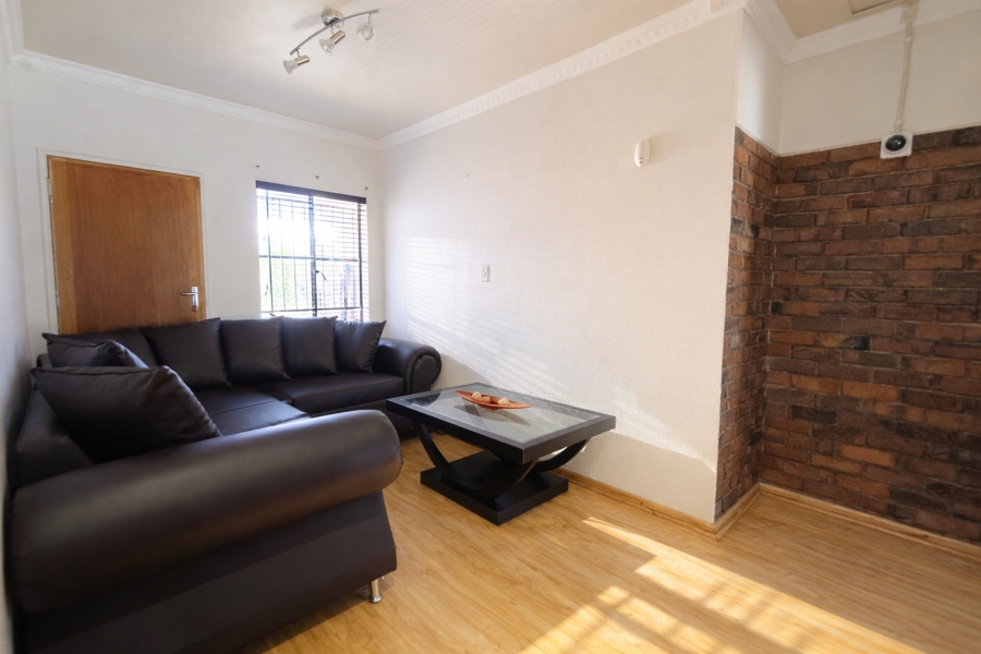 5 Bedroom Property for Sale in Pellissier Free State